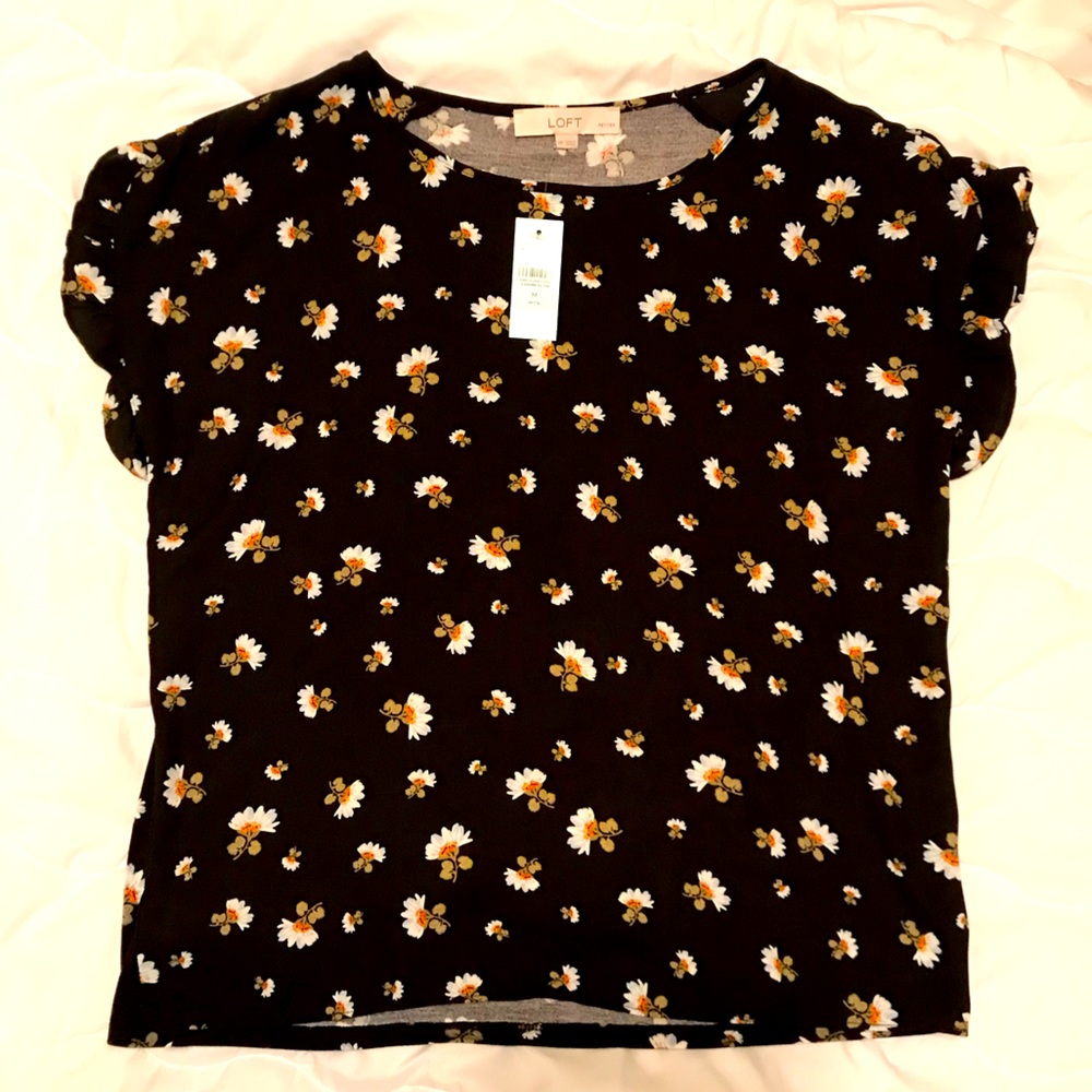 Daisy Pattern Short-Sleeve Top